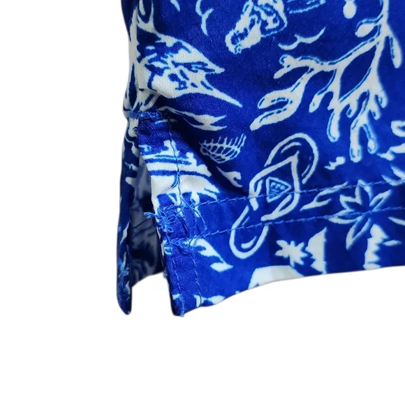 Columbia PFG Shirt Boys Youth XL Blue White Floral Hawaiian Short Sleeve Button - Picture 12 of 15